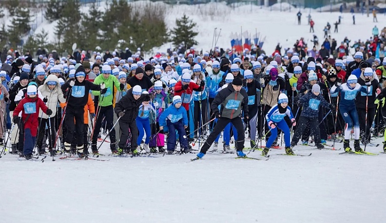 Четыре тысячи калужан пробежали «Лыжню России»