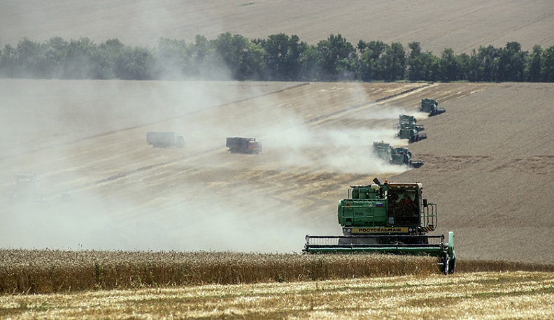 Калужские аграрии приступили к заготовке кормов и уборке урожая