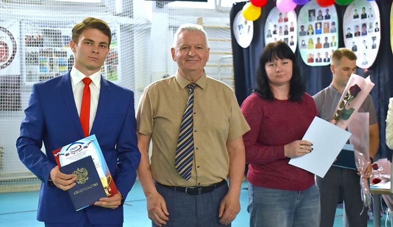 В Кировской спортивной школе прошёл выпускной