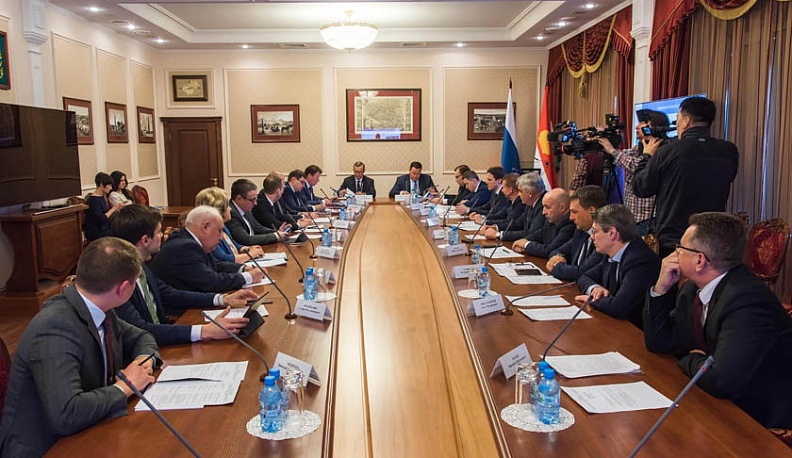 Региональные власти должны максимально упростить населению доступ к государственным услугам