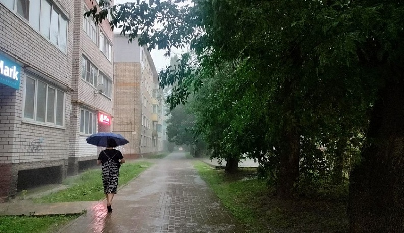 Калужан предупредили о грозе