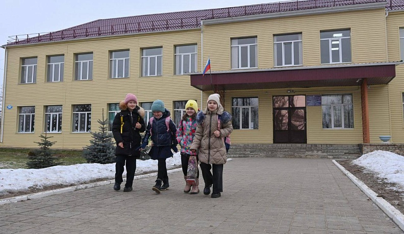  Владислав Шапша посетил кировскую школу №2