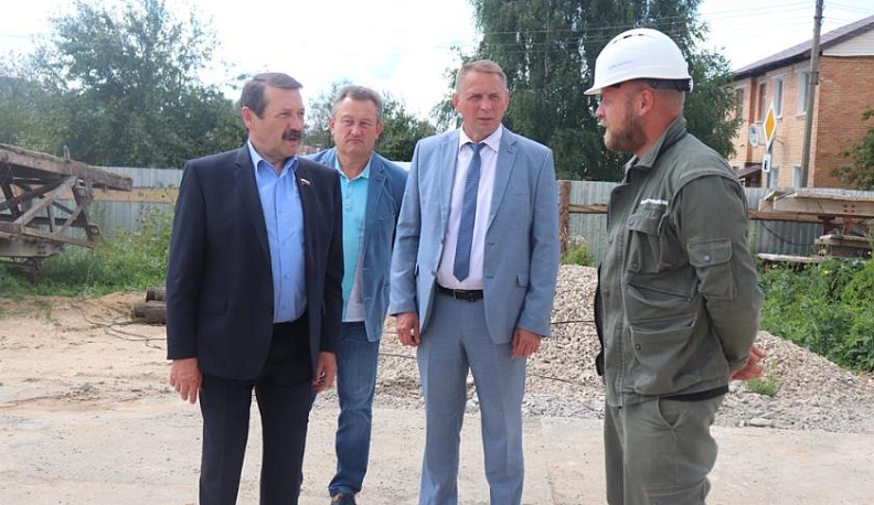 Депутат Геннадий Скляр посетил Мещовский район