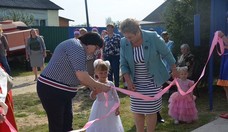 В Юхновском районе после капремонта открыли погореловский Дом культуры