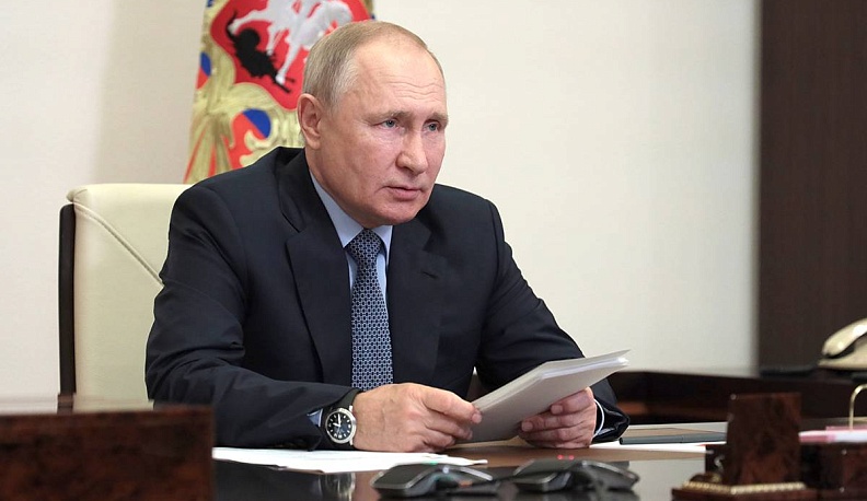 Президент подписал указы о единовременных выплатах военным и сотрудникам правоохранительных органов, анонсированные на съезде «Единой России»