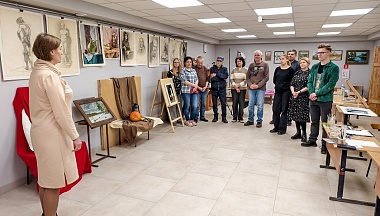 В Жиздре открылась изостудия для взрослых