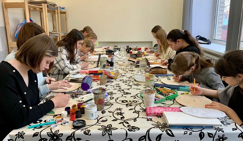 В Малоярославецкой ДШИ прошёл областной конкурс «Лубочная картинка»