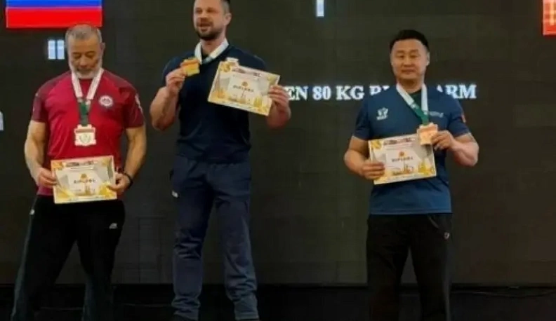 Калужский армлестлер завоевал две медали на Кубке мира