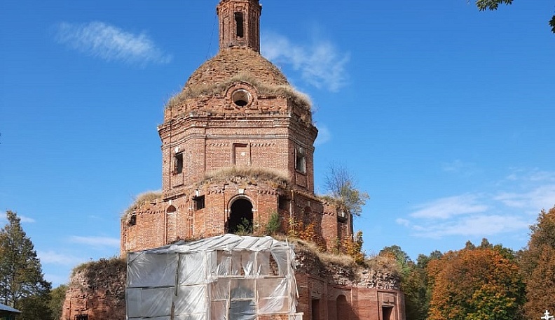 В Тарусском районе возрождается старинный храм