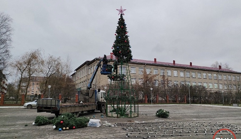 В Балабанове установили новогоднюю ёлку