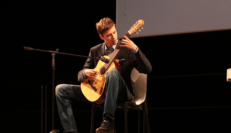 В Калуге проект «Путь к свету» перенёс зрителей в европейские страны