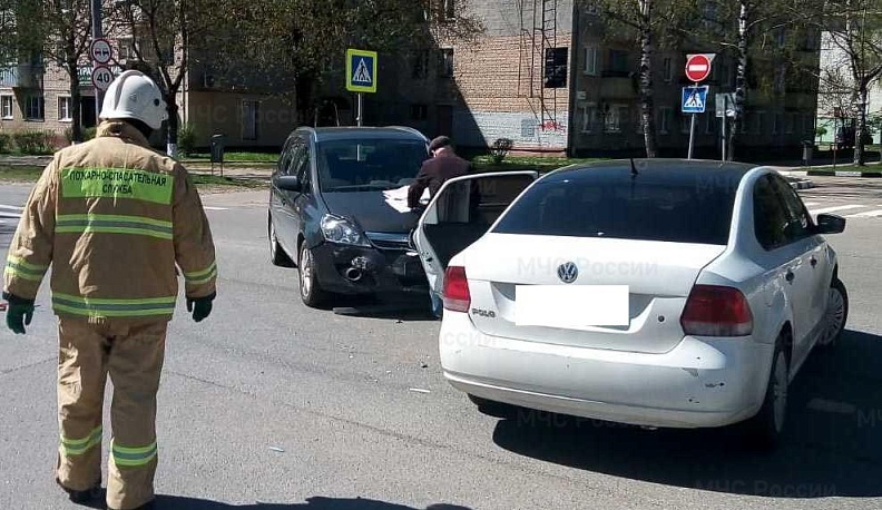 В аварии на улице Курчатова в Обнинске пострадали люди