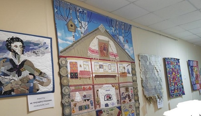 В Юхнове открылась выставка лоскутного шитья