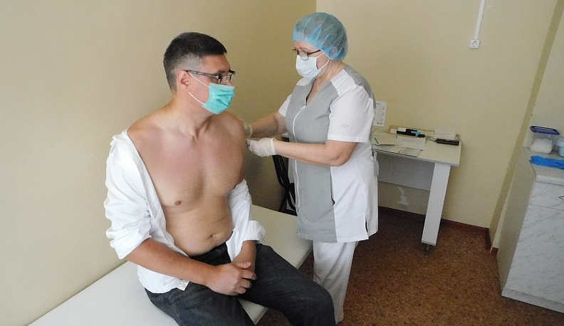 Депутат Госдумы Александр Авдеев привился от коронавируса