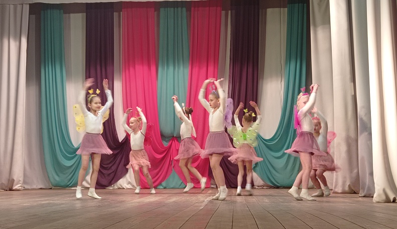 В Людинове прошёл открытый районный фестиваль творческих коллективов