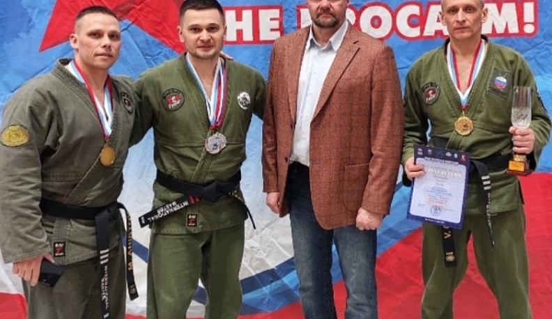 Калужане привезли три медали с чемпионата и первенства России по прикладному рукопашному бою