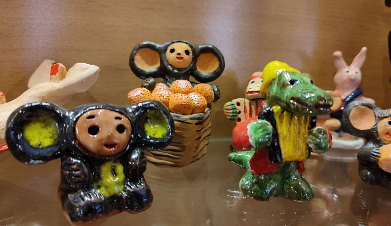 Калужскую глиняную игрушку показывают в Доме мастеров