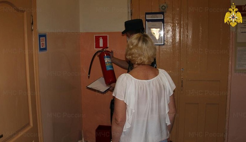 Калужские школы проверяют на пожарную безопасность 