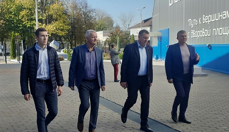 Председатель Заксобрания Геннадий Новосельцев посетил с рабочей поездкой Киров