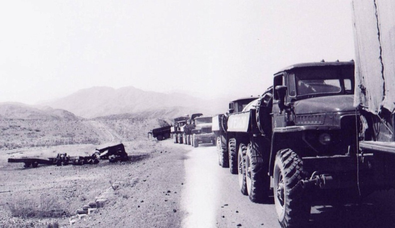 Спецы  и «шайтан - машина»