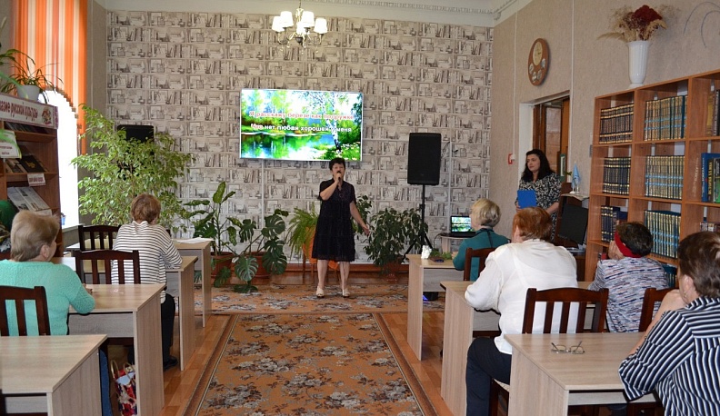 В Жиздре прошёл музыкальный вечер, посвящённый Дню пожилого человека