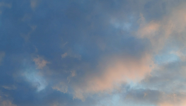 В Дзержинском округе сбитый беспилотник стал причиной пожара