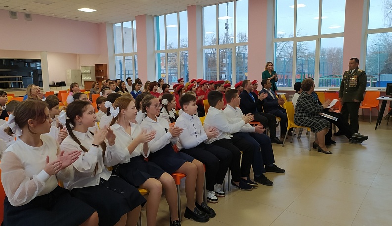 Первый в области Панфиловский класс появился в 15-й калужской школе