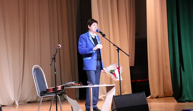 Заслуженный артист Геннадий Ветров выступил в Ферзиковском районе