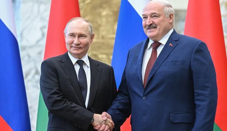 Владислав Шапша поздравил россиян и белорусов с Днем единения двух стран