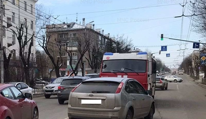 На центральной улице Калуги «Форд» сбил 36-летнюю женщину