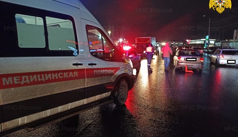 В Калуге на Зерновой иномарка сбила пешехода