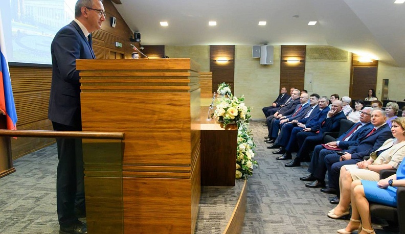 Губернатор поздравил работников Арбитражного суда калужской области с юбилеем этой структуры