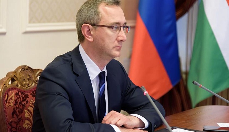 Владислав Шапша начал пресс-конференцию с темы здравоохранения