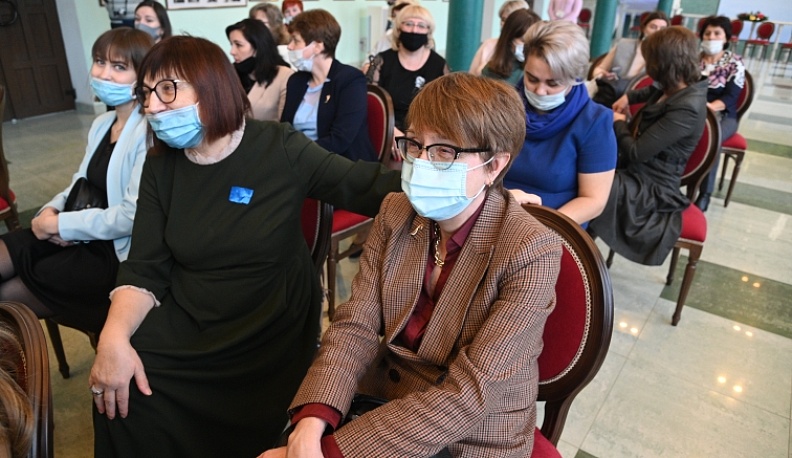 В Калуге отметили лучших работников культуры по итогам 2021-го года