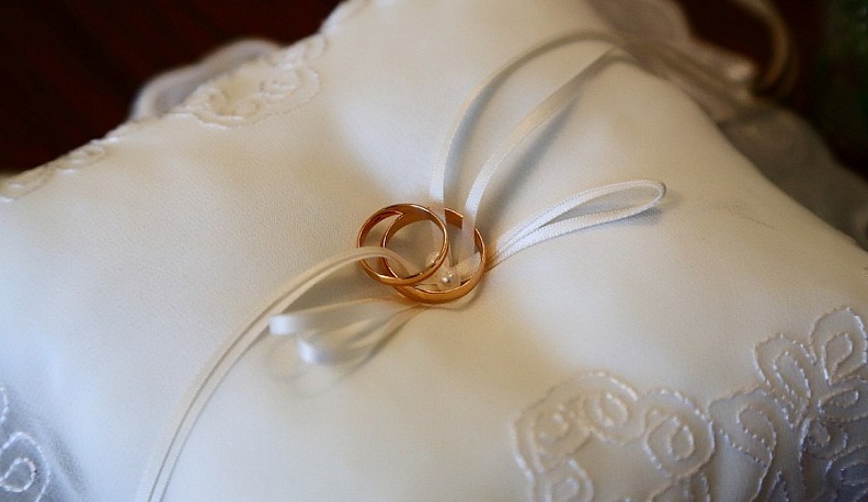 В первую красивую дату августа в Калуге расписались 30 пар