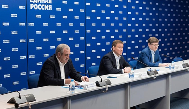 «Единая Россия» внесла в Госдуму поправки в Трудовой кодекс — они защищают права работников на удаленке