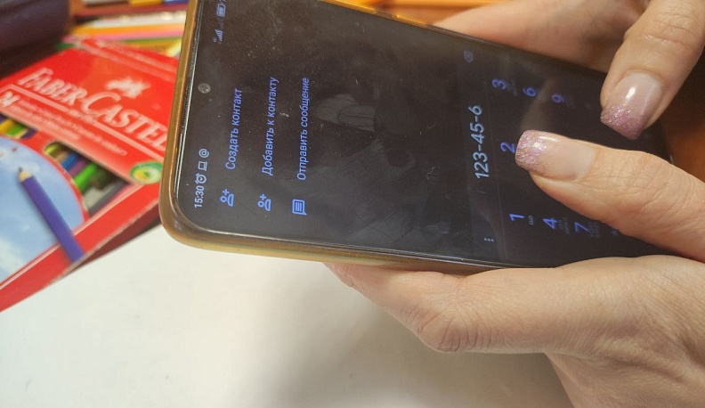 Калужанам рекомендуют телефоны для обращения по вопросам, связанным с поведением детей в интернете