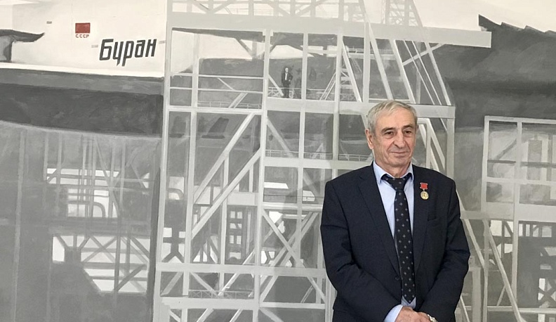 Анатолий Хамицаев:   «Радует, что в последние годы  на предприятие приходит целеустремлённая молодёжь...»