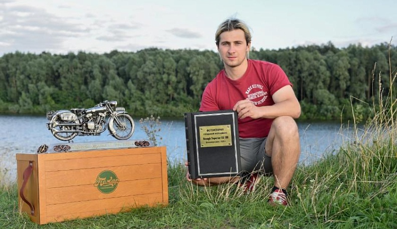 Выставка «Живая сталь» – от металлической розы до эксклюзивных мотоциклов