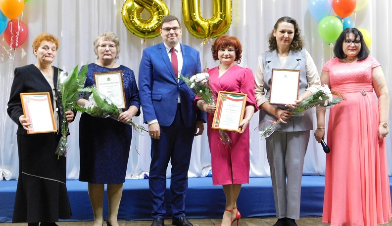 Кондровский центр содействия семейному воспитанию «Берега» отметил 80-летний юбилей