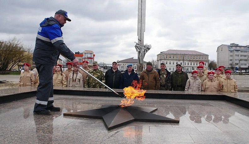  В Людинове временно погасили Вечный огонь 