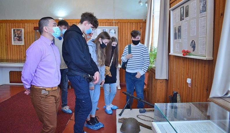 Сразу две выставки, посвящённые героям Великой Отечественной войны, открылись в Тарусе