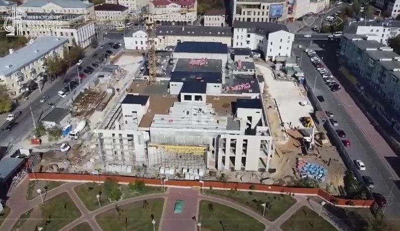 В Калуге продолжается реконструкция ТЮЗа