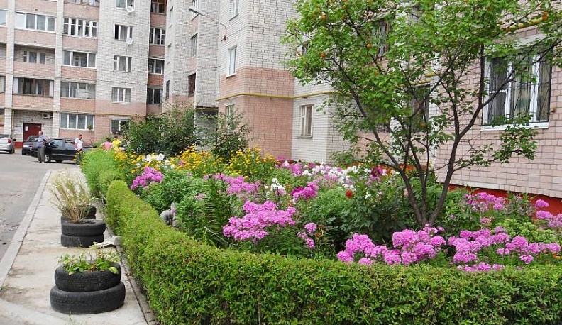 В Калуге пройдет фотоконкурс «Мой двор – самый лучший!»