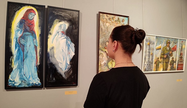 В Калуге представили выставку, посвященную специальной военной операции