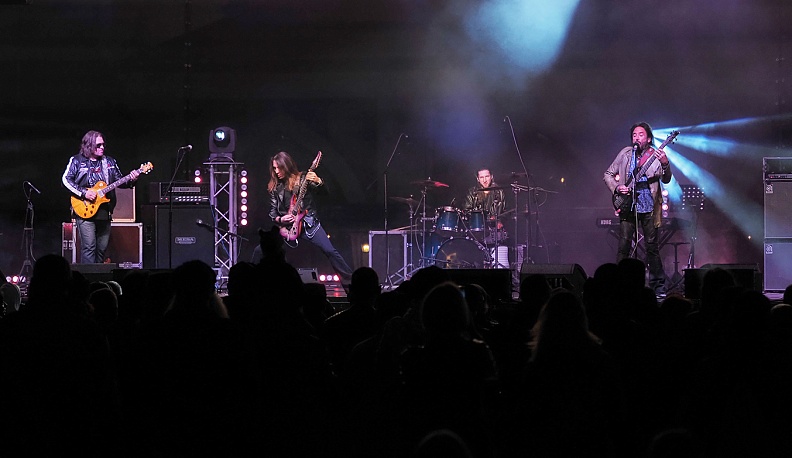 Звёзды в Гостином  Дворе