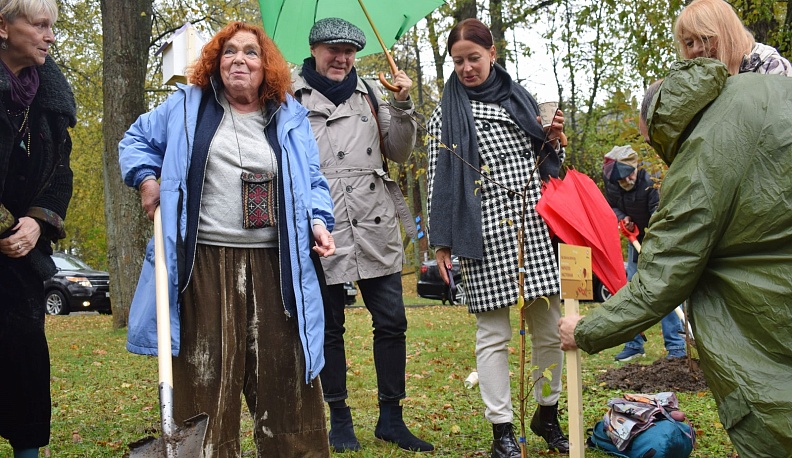 В Тарусе высадили «Сад забытых фруктов»