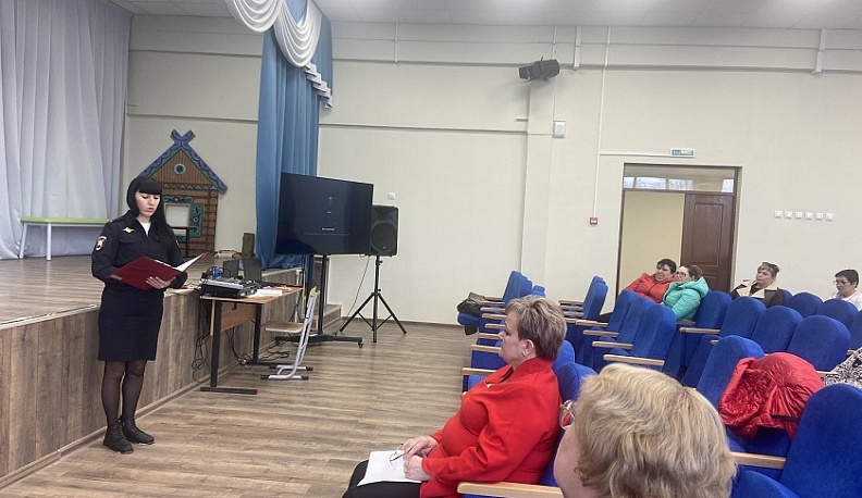 Сухиничские родители узнали о последствиях покупки детям мототехники