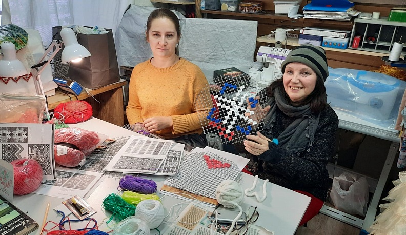 Тарусу украсят «вышитые» новогодние игрушки