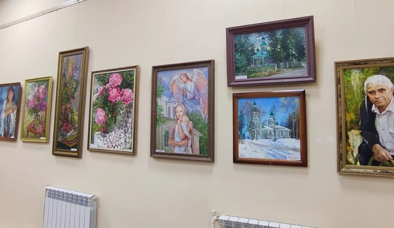 В Людинове открылась новая выставка картин